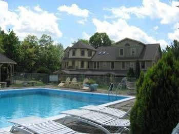 The Washington Irving Inn Tannersville Exterior photo