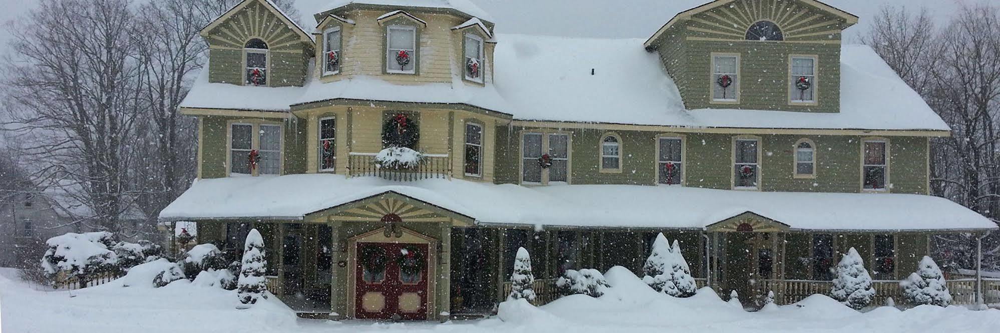 The Washington Irving Inn Tannersville Exterior photo
